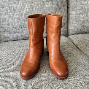 Vince Camuto Tan Leather boots